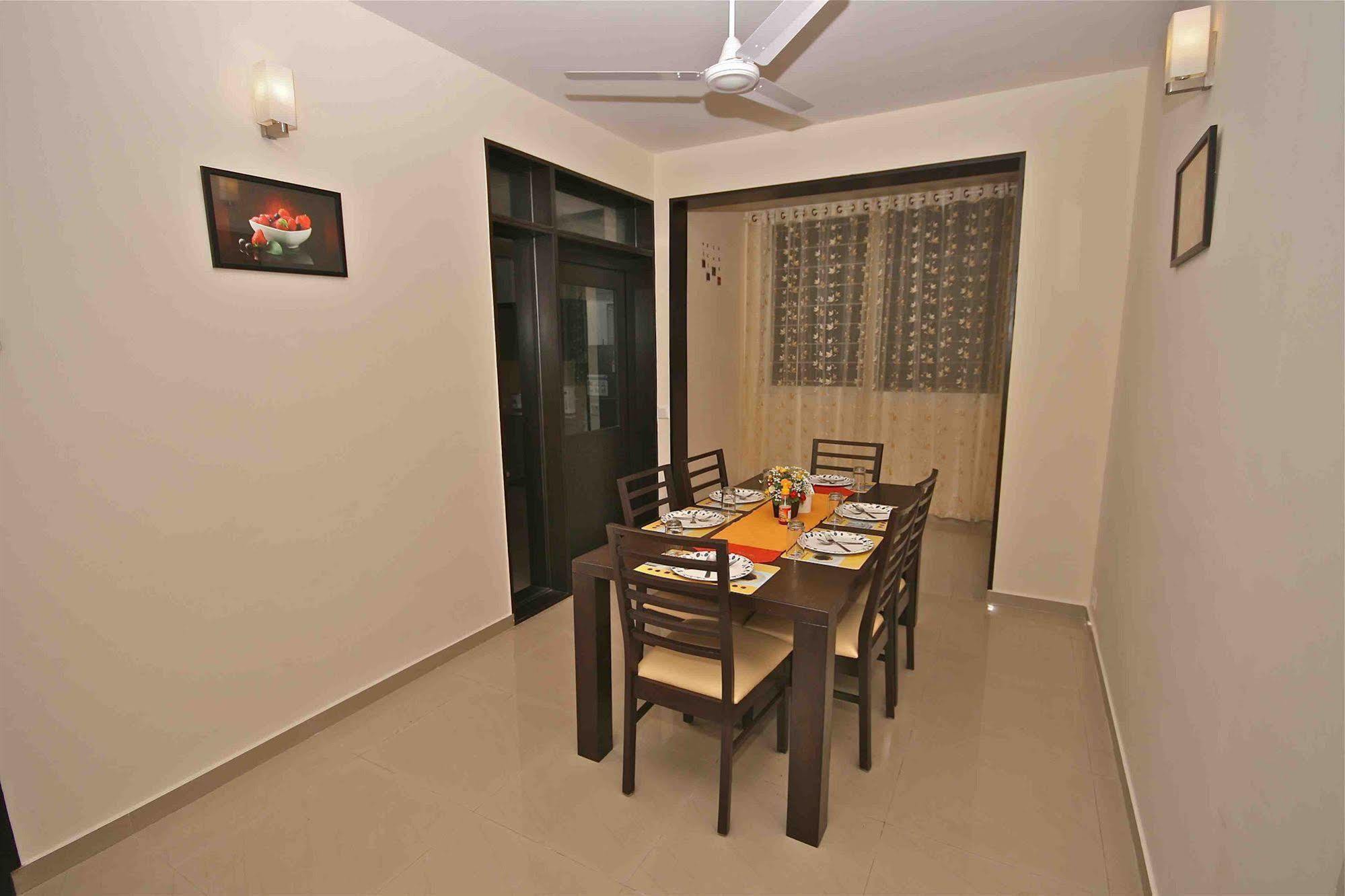 Treebo Trend Sterling Suites Inn Bangalore Esterno foto