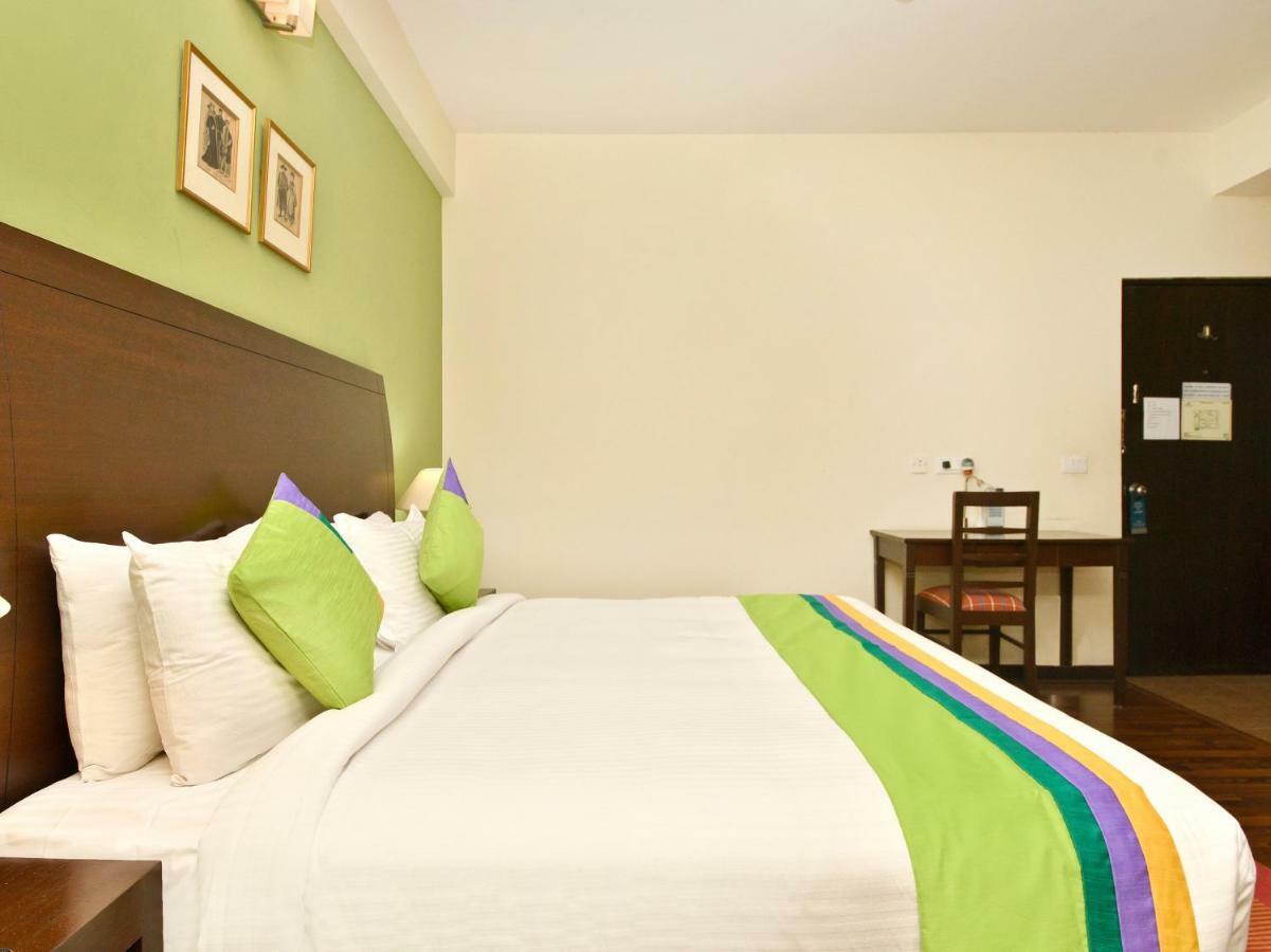 Treebo Trend Sterling Suites Inn Bangalore Esterno foto